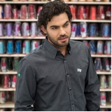 camisa personalizada social preta manga curta valor Monte Alto